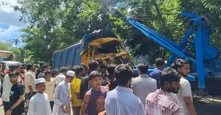 চাঁদপুরে বাস-ট্রাক সংঘর্ষে নিহত ৩, আহত ১৫
